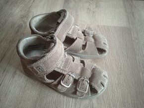 Kožené sandálky vel. 25 - 2