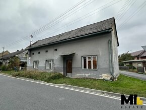 Prodej RD o velikosti 174 m2 na pozemku 301 m2 v obci Lazník - 2