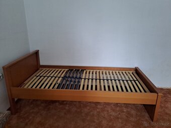 Prodám jednolůžkovou postel - 2
