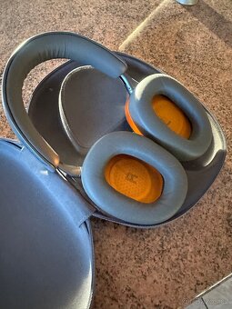 Sluchátka bowers and wilkins Px8 McLaren - 2