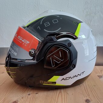 Silniční překlápěcí moto přilba LS2 Advant Codex - 2