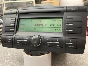 Autorádio Škoda Stream MP3 - 2