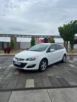 Opel Astra J - 2