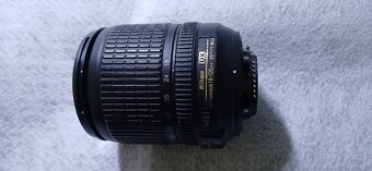 Nikon AF-S Nikkor ED 18-105mm 1:3.5-5.6G VR - 2