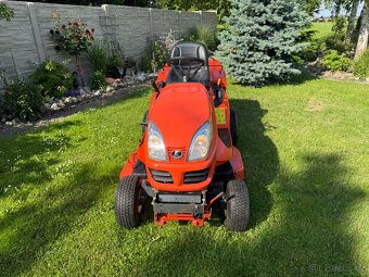Na prodej profesionální traktor Kubota Gr1600 - 2