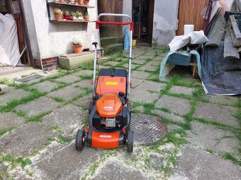Benzínová sekačka Oleo-Mac K 605-139 cc - 2