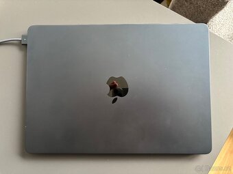 MacBook Air 13" M4, 24GB RAM, 512GB SSD CZ Temně Inkoustový - 2