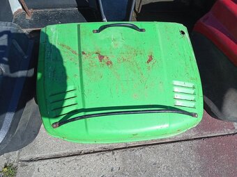 Koš na zahradní traktor - 2