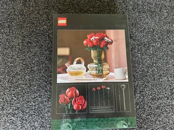 LEGO® Icons™10328 Kytice růží - 2
