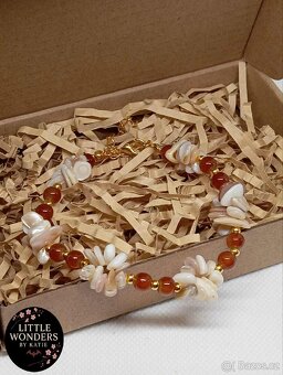 Náramek ze zlomků mušlí - 2