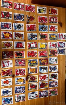 Fotbalové a f1 zberatelske kartičky - 2