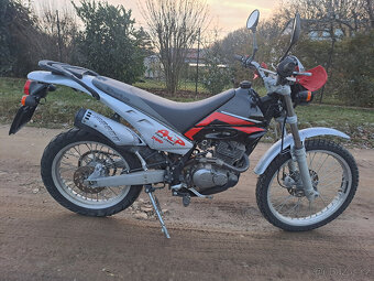 Beta ALP 200, rok 2001 - 2