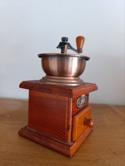 Mlýnek na kávu - 2