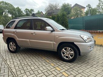 Kia Sportage 2.0i 104kW 4WD - 2