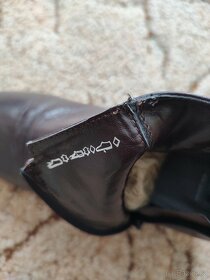 Kotníčkové boty na platformě vel. 40 - 2