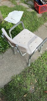 Pomocná židle do sprchy - 2