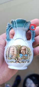 Prodám porcelánovou vázičku z 1. sv. války, originál - 2
