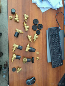 Kohouty k radiátorům - 2