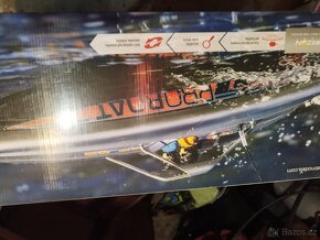 RC model Pro boat river jet - 2