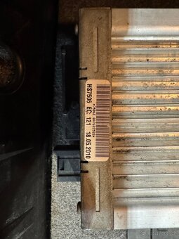 BMW e90/91/92/93 zesilovač (top Hifi DSP) - 2