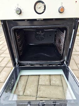 Vestavěná trouba IKEA - 2