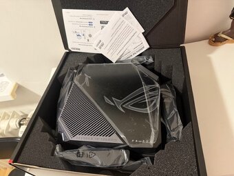 Asus GT-AXE11000   (nové) - 2