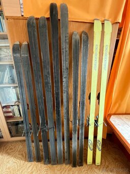 Retro lyže, hůlky + boty - 2