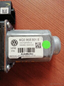 Motorek stahovačky okna Fabia 2 - 2