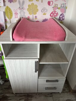 Přebalovací pult - 2