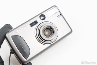 Yashica T Zoom (T4 Zoom) - 2