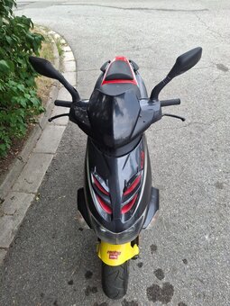 Aprilia Sr 50 Di-Tech - 2