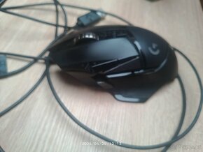 Logitech G502 Herní, černá myš - 2