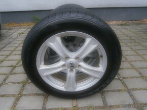 ALU KOLA 5 X 114.3 HYUNDAI ORIGINÁL 215 60 17 - 2