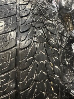 Alu kola 285/35R22 - 2