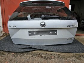 Octavia 3 Steel Grey RS barva - 2