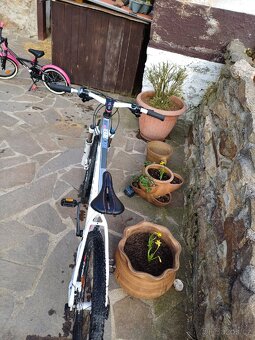 Horske kolo, BTWIN Rockrider st560 - 2