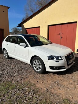 Audi A3 SPORTBACK 1.6 TDI 77KW - 2