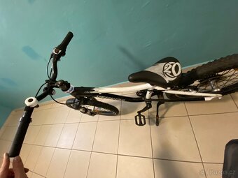 Dětské kolo specialized 20” - 2