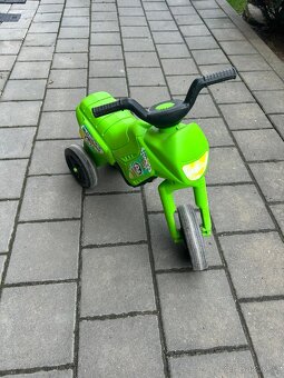 Odrážecí motorka - 2