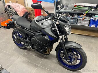Yamaha XJ6 N 2014 - 2
