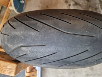 Pneu Michelin 190/55 ZR 17 + 120/70 ZR17 - 2