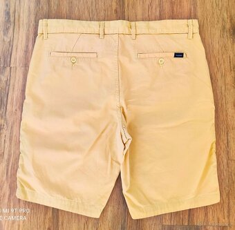 PÁNSKÉ KRÁTKÉ KALHOTY PULL&BEAR VELIKOST L - 2