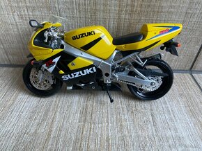Suzuki GSX-R 600 - 2