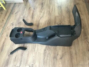 Seat Altea loketní opěrka - 2