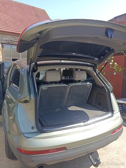AUDI Q7 3,0TDI SEDMIMÍSTNÉ - 2