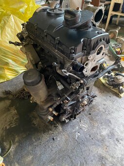 Motor,popř díly 1.9TDI 85kw typ AUY vstřiky,vačka,čerpadlo - 2