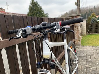 Trekove kolo Giant, pro cca 175cm, predani lze i Praha 9 - 2