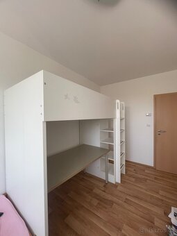 Patrová postel se skříní a poličkami - 2