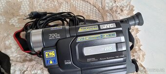 videokamera JVC - 2
