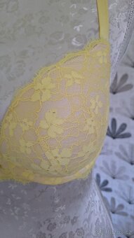 Podprsenka Victoria's Secret - 2